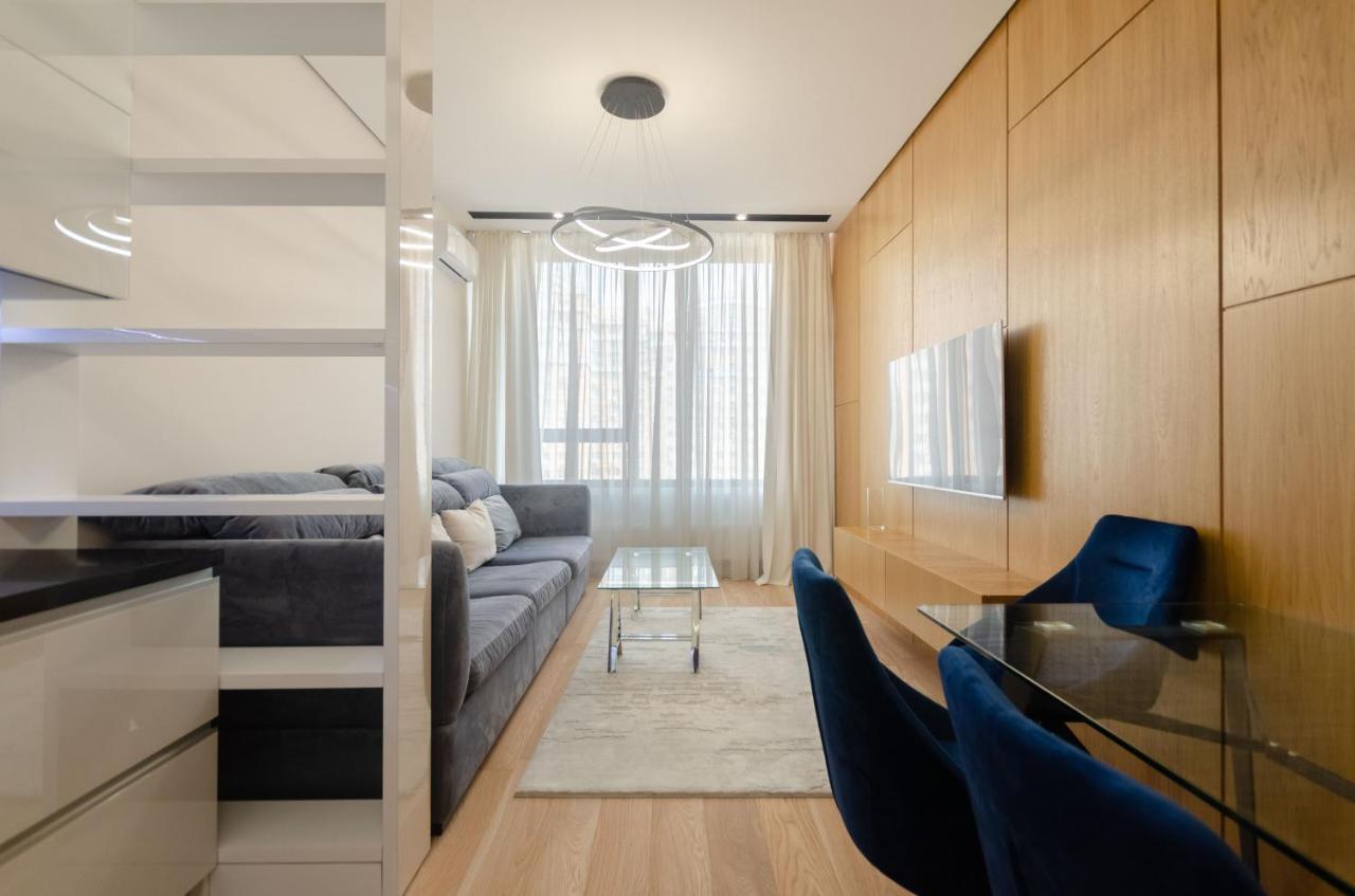Petrovdom Apartment 77-94-59 In Rc Tetris Hall, Dilova Street 1-2 Kiev Exteriör bild