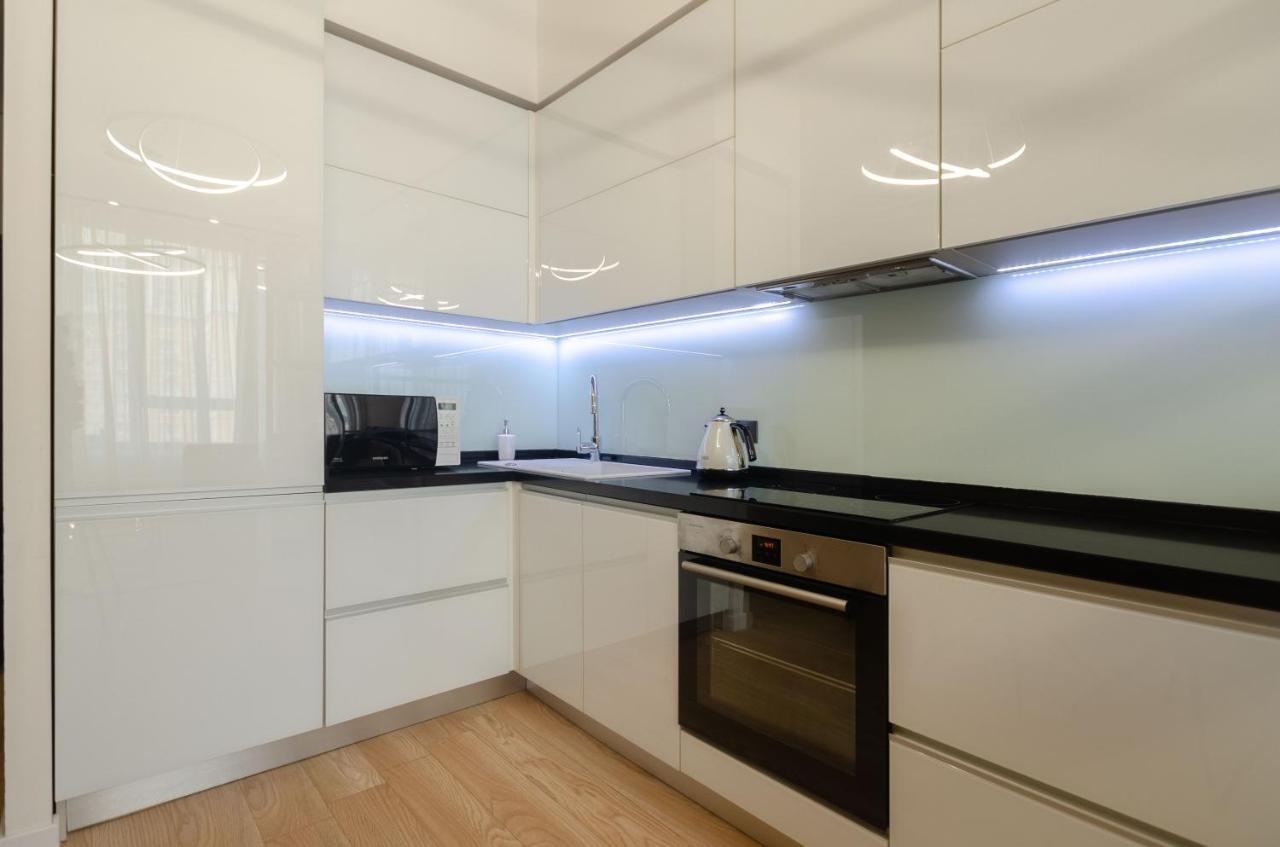 Petrovdom Apartment 77-94-59 In Rc Tetris Hall, Dilova Street 1-2 Kiev Exteriör bild