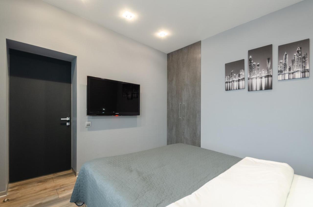 Petrovdom Apartment 77-94-59 In Rc Tetris Hall, Dilova Street 1-2 Kiev Exteriör bild