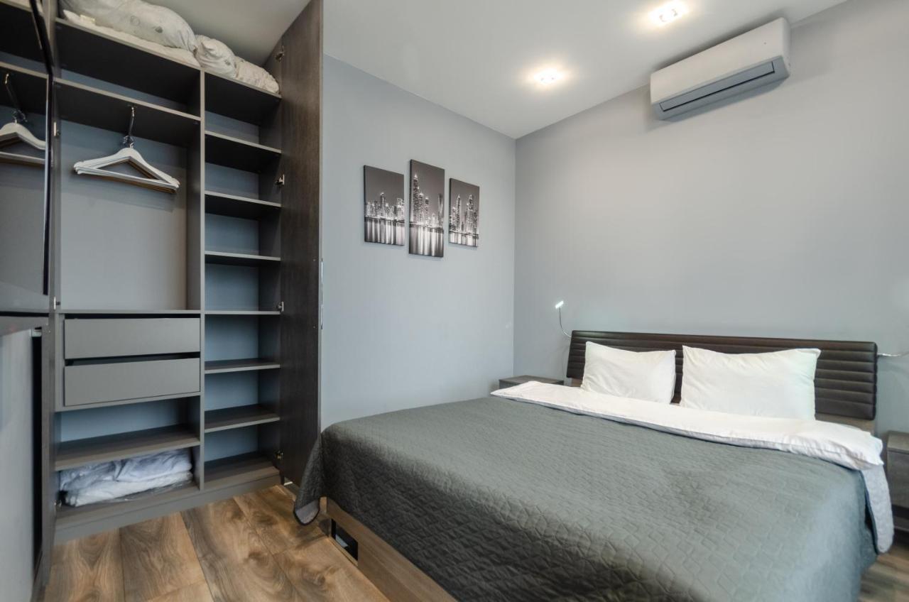 Petrovdom Apartment 77-94-59 In Rc Tetris Hall, Dilova Street 1-2 Kiev Exteriör bild