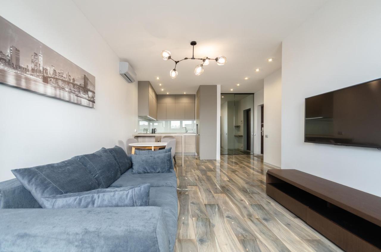 Petrovdom Apartment 77-94-59 In Rc Tetris Hall, Dilova Street 1-2 Kiev Exteriör bild