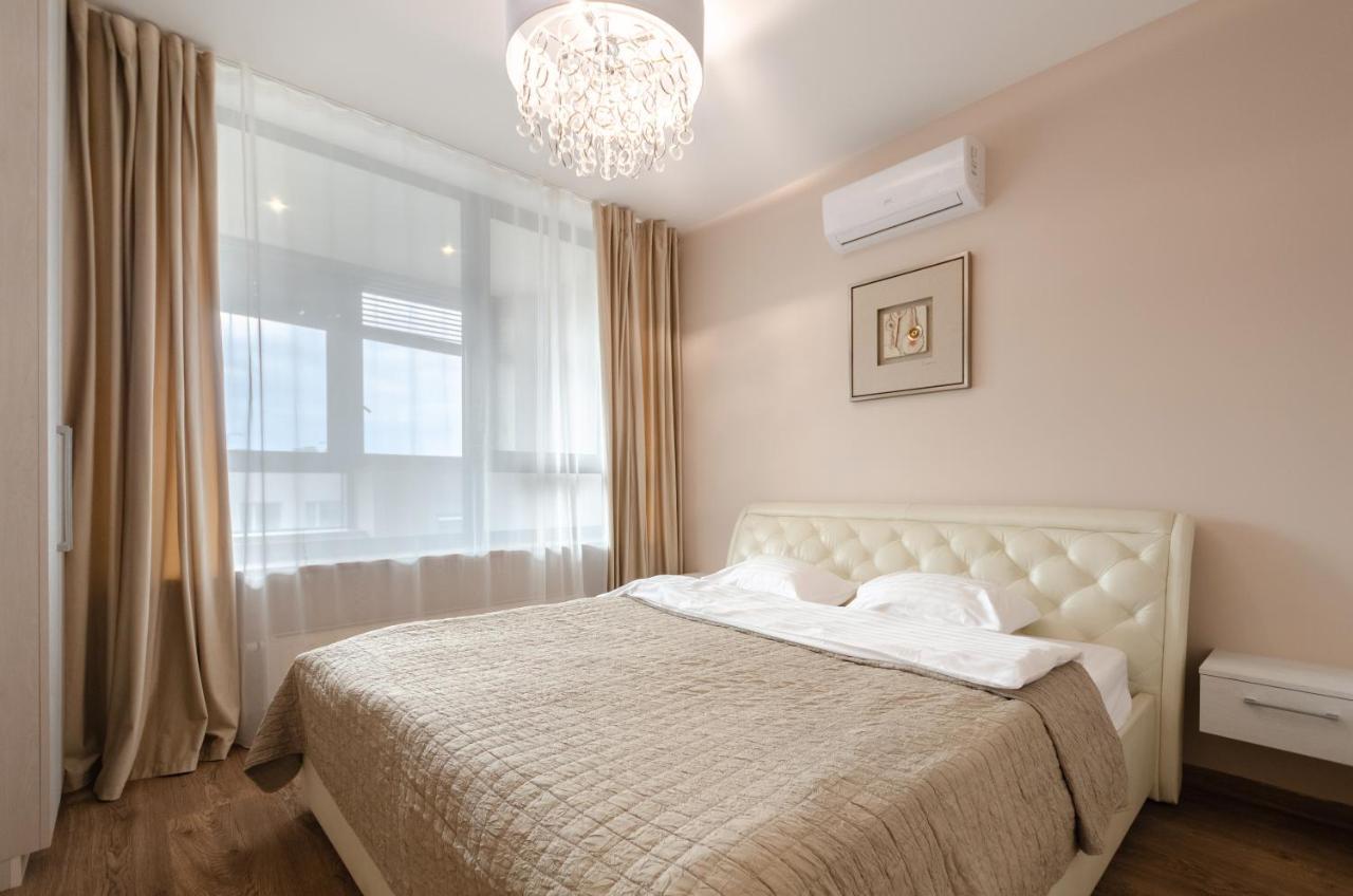 Petrovdom Apartment 77-94-59 In Rc Tetris Hall, Dilova Street 1-2 Kiev Exteriör bild